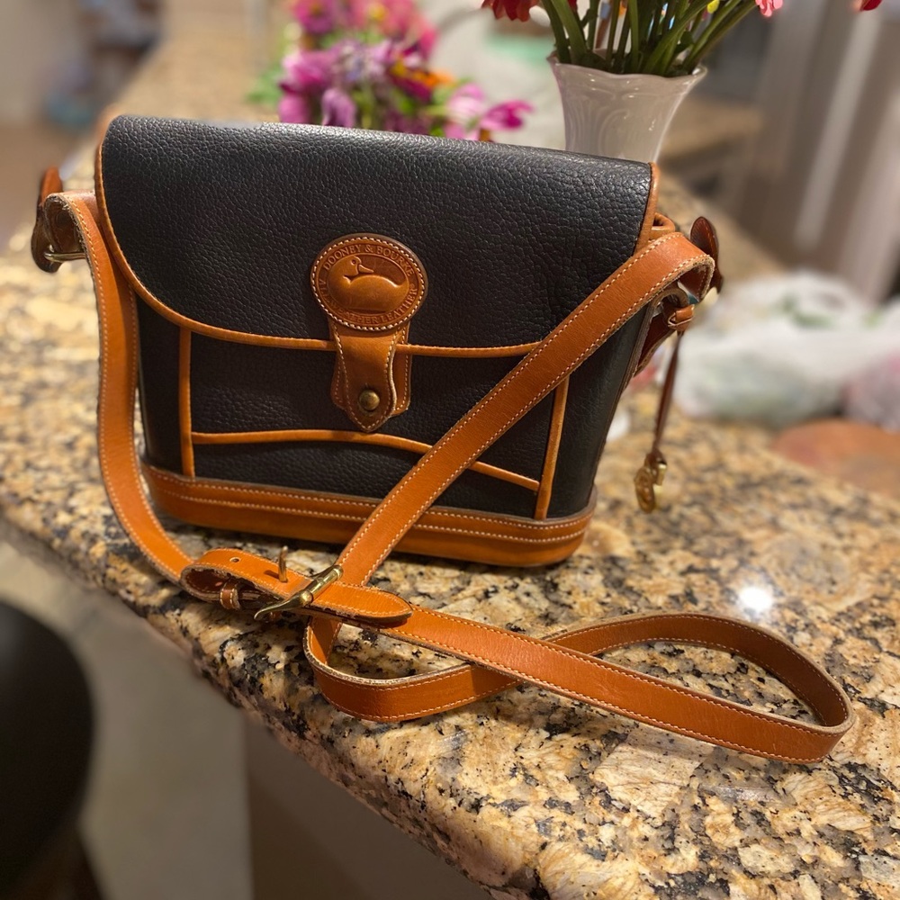 Vintage Dooney & Bourke Leather Bucket Bag